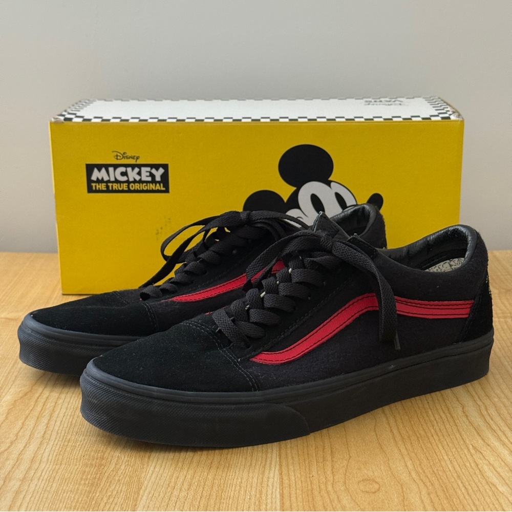 Vans x Disney Mickey Mouse Club Old Skool Black Red Sneakers Men’s 9